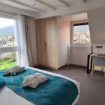 Western & Le Schoenenbourg מלון 4*