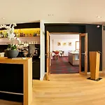 מלון Western & Le Schoenenbourg 4*
