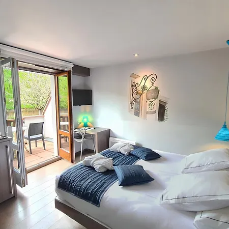Hotel Western & Le Schoenenbourg - - Proche Colmar