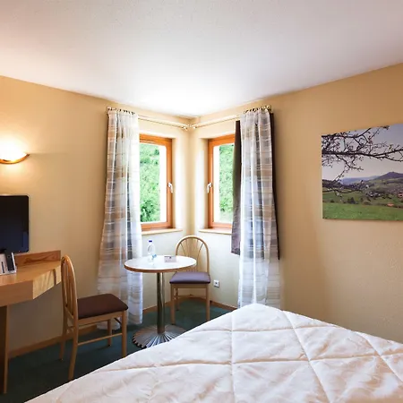 Western & Le Schoenenbourg Hotel