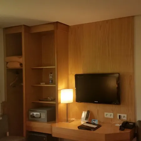 Western & Le Schoenenbourg Riquewihr