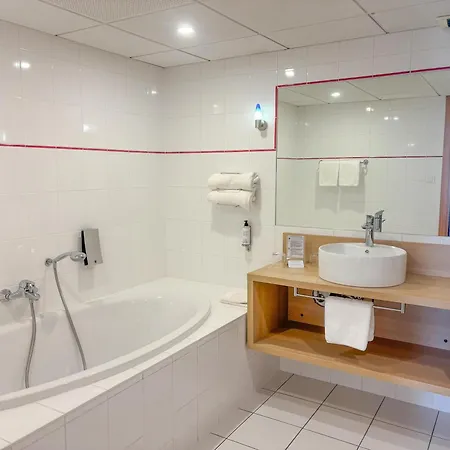 Western & Le Schoenenbourg 4* Riquewihr