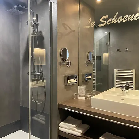 Western & Le Schoenenbourg Hotel