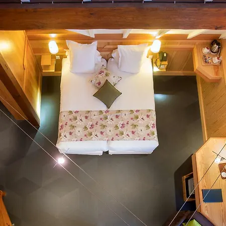 Hotel Western & Le Schoenenbourg - - Proche Colmar 4*