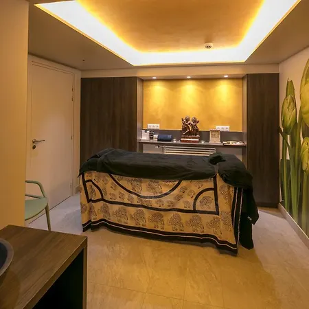 Western & Le Schoenenbourg ريكفيهر